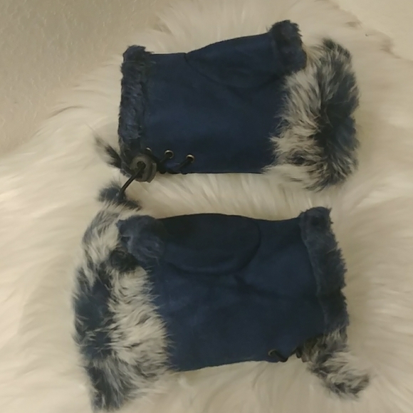 Blue Faux Fur Fleece Fingerless Winter Gloves - Picture 7 of 16